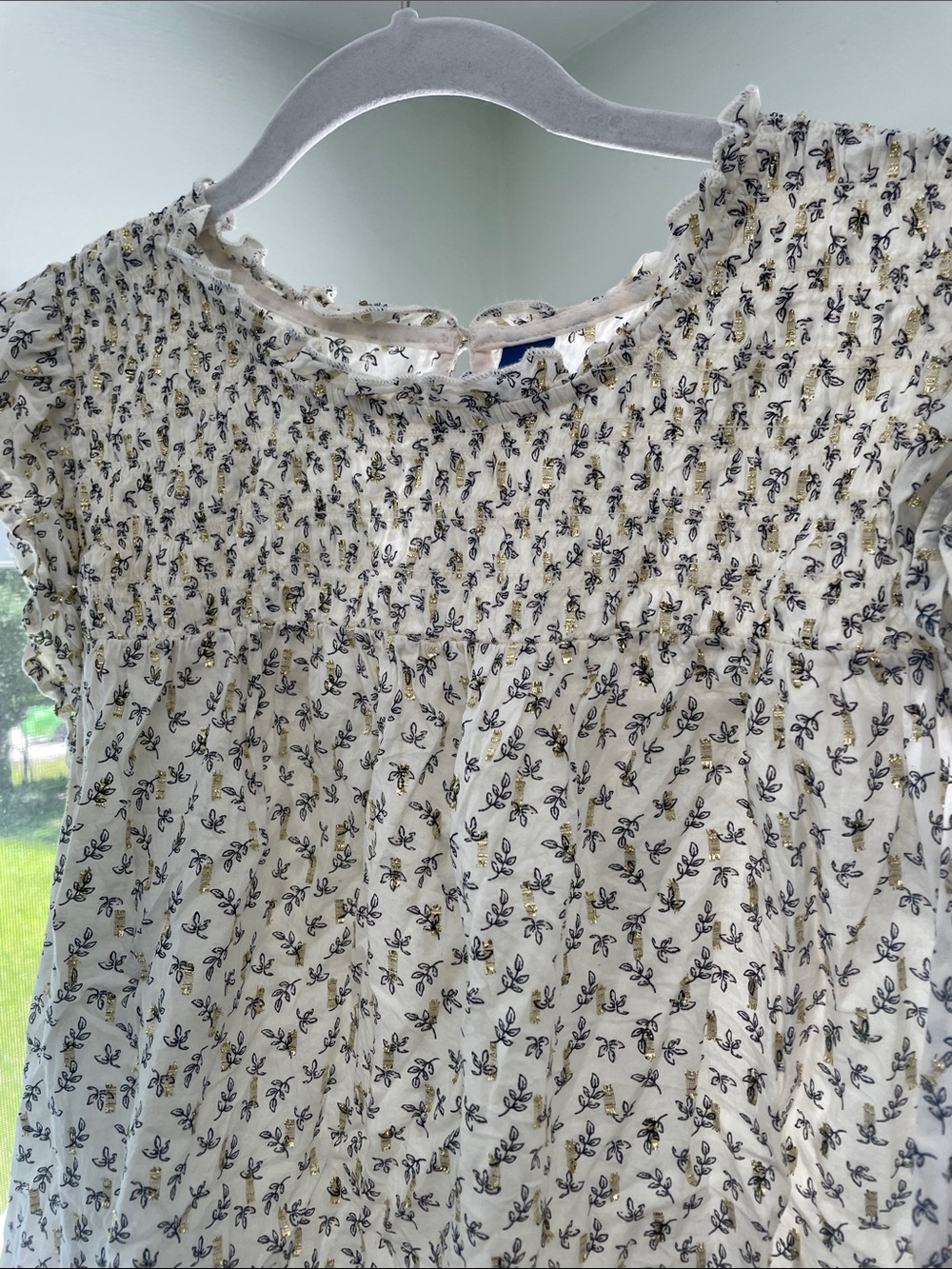 Old Navy Cream Floral Ruffle Sleeve Blouse - Navy Print - Picture 3 of 5